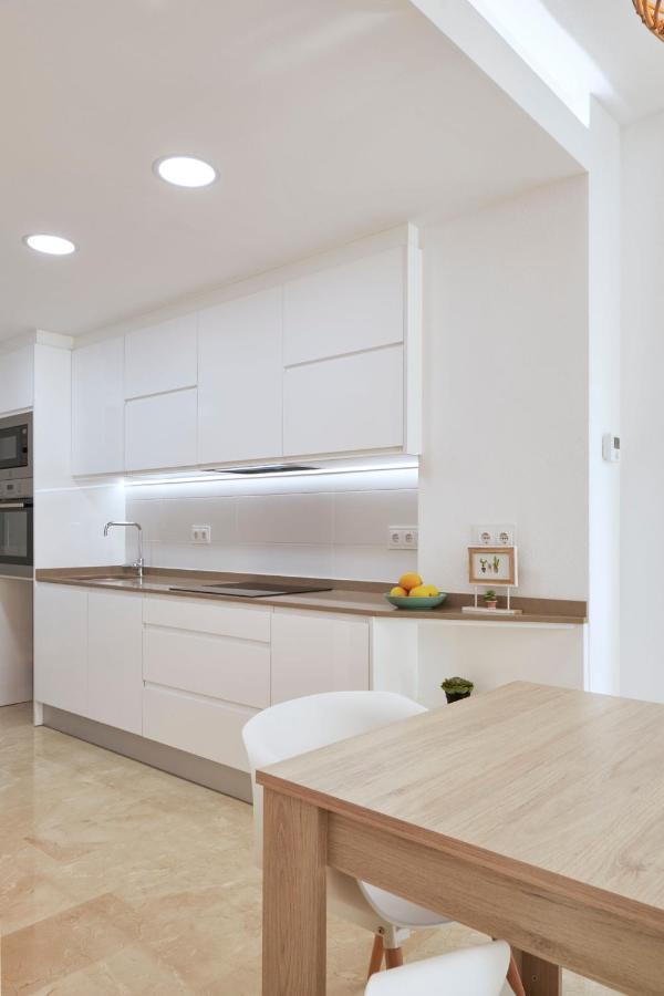Bright Sunny Albir Beach Apartment El Albir Zewnętrze zdjęcie
