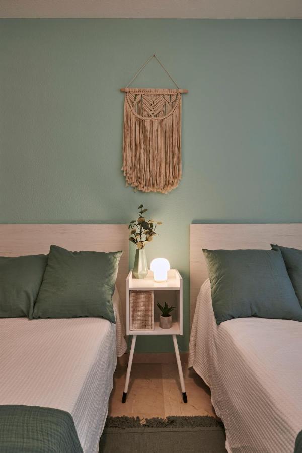 Bright Sunny Albir Beach Apartment El Albir Zewnętrze zdjęcie